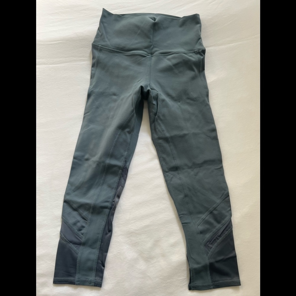 Alo crop leggings